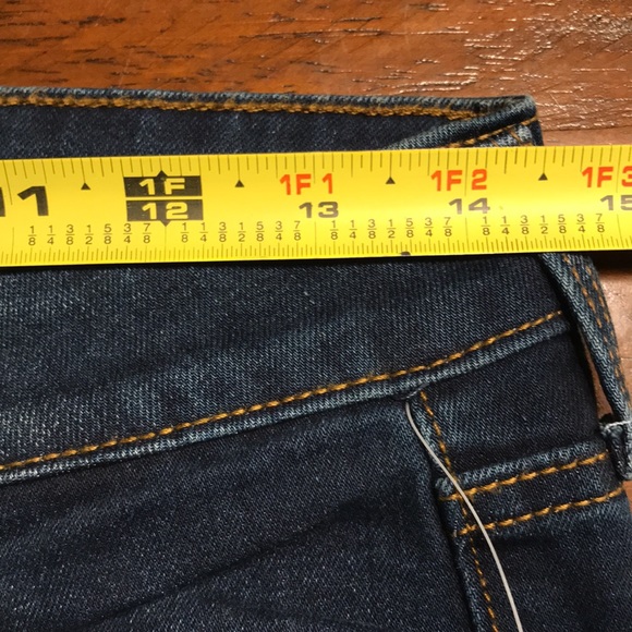 Old Navy Mid-Rise Power Slim Straight Jeans - Picture 9 of 12